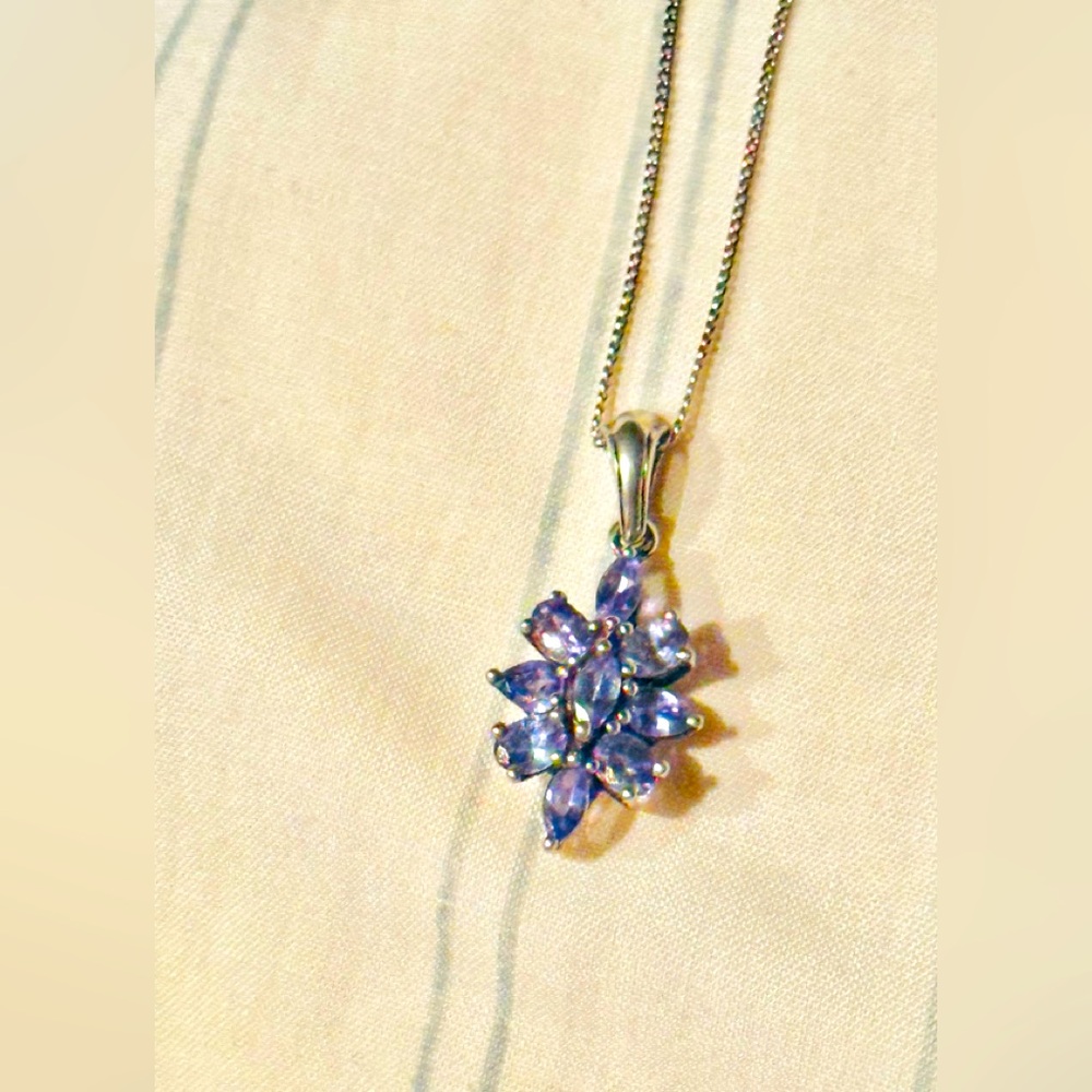Elegant Purple Gemstone Pendant Necklace 925 Silver Mount & box chain